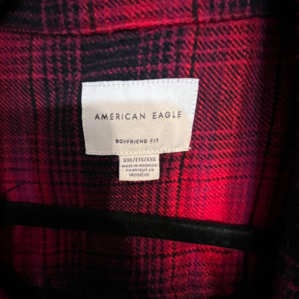 Red American Eagle Boyfriend Fit Button Down Flan… - image 3